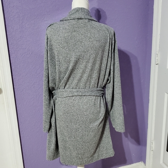 Hello Soho Gray Robe - Picture 2 of 3